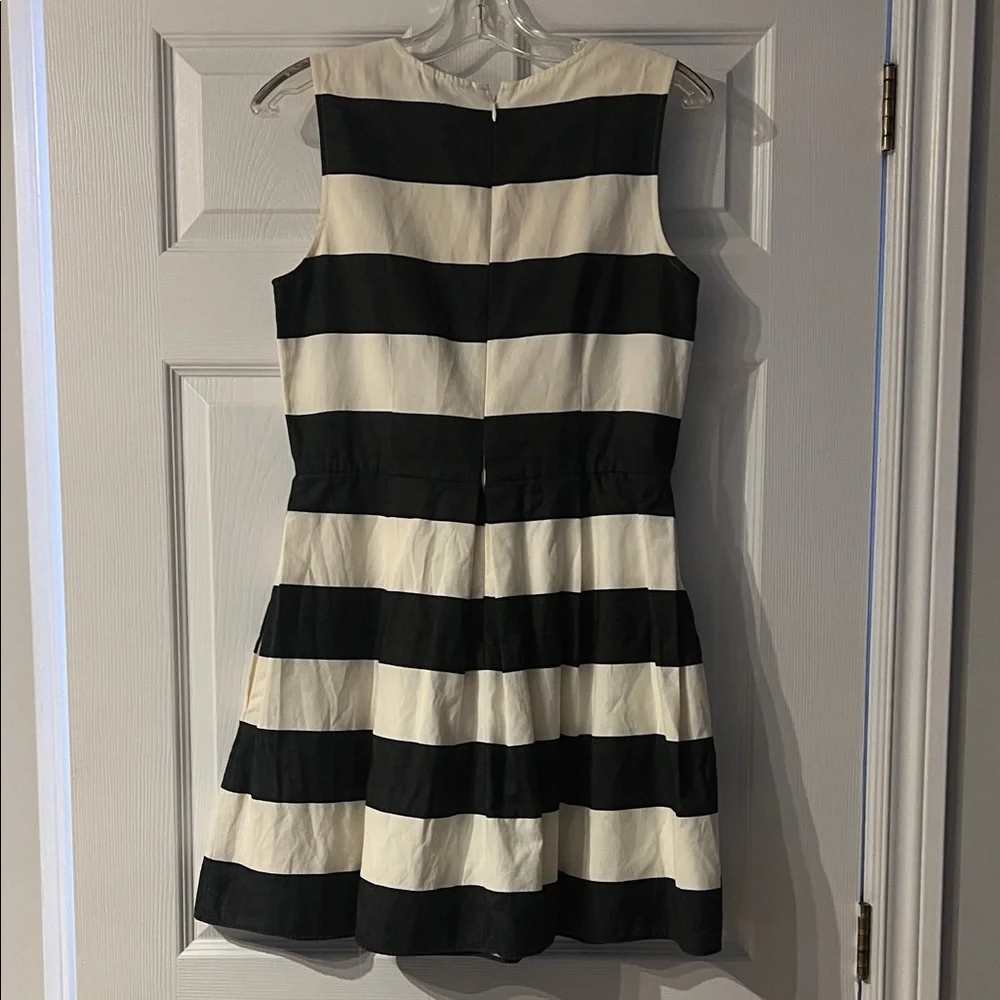 GAP Striped Black and White Mini Dress - Picture 4 of 5